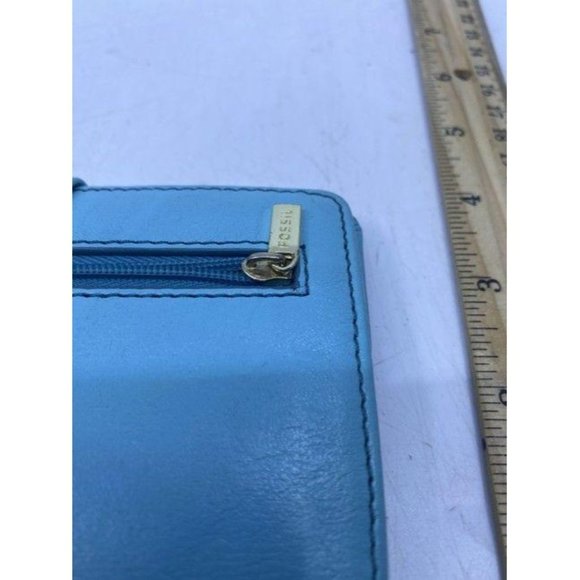 Fossil Blue Leather Large Card Id With Expandable - Picture 4 of 8